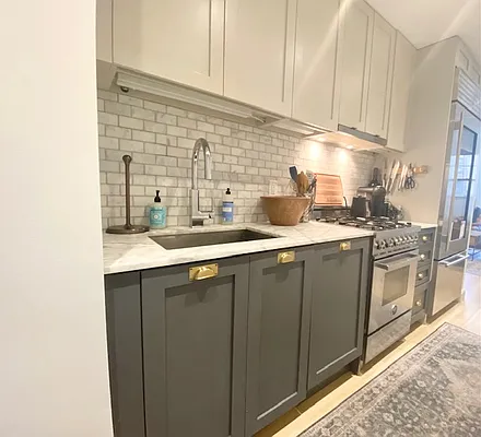 Rented by Douglas Elliman | media 34