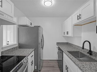 504 Mystic Dr APT C, Greensboro, NC 27406