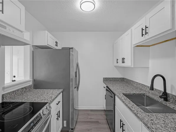 504 Mystic Dr APT C, Greensboro, NC 27406