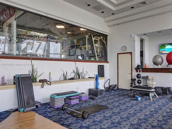 7601 E Treasure Dr APT 505, North Bay Village, FL 33141