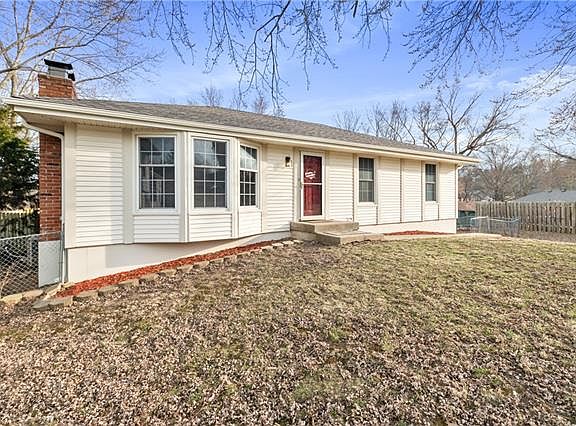 3rd image of 11785 Cobblestone Cir