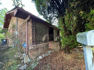 1049 Desota St SE, Gainesville, GA 30501