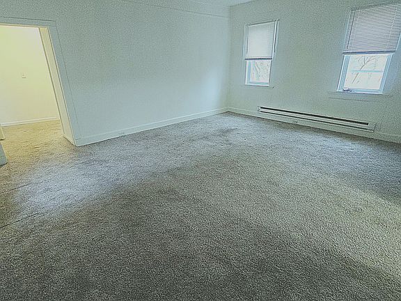 3rd image of 3921 Randolph Ln #2