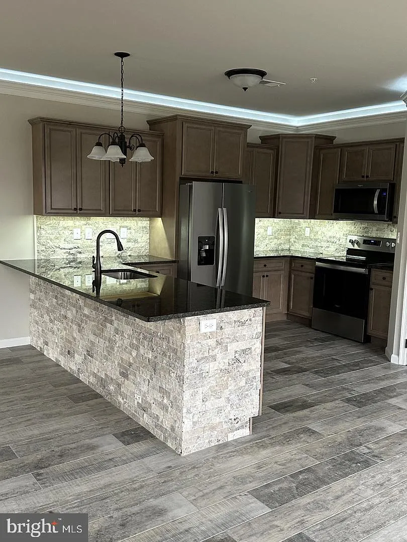 3 bed, 2.5 bath, 1850 sqft, $2,295 — Photo 4