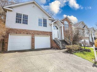 119 Cobblestone Cir, Morgantown, WV 26505