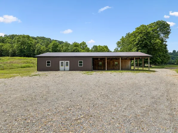 769 Echo Rd, Hartsville, TN 37074