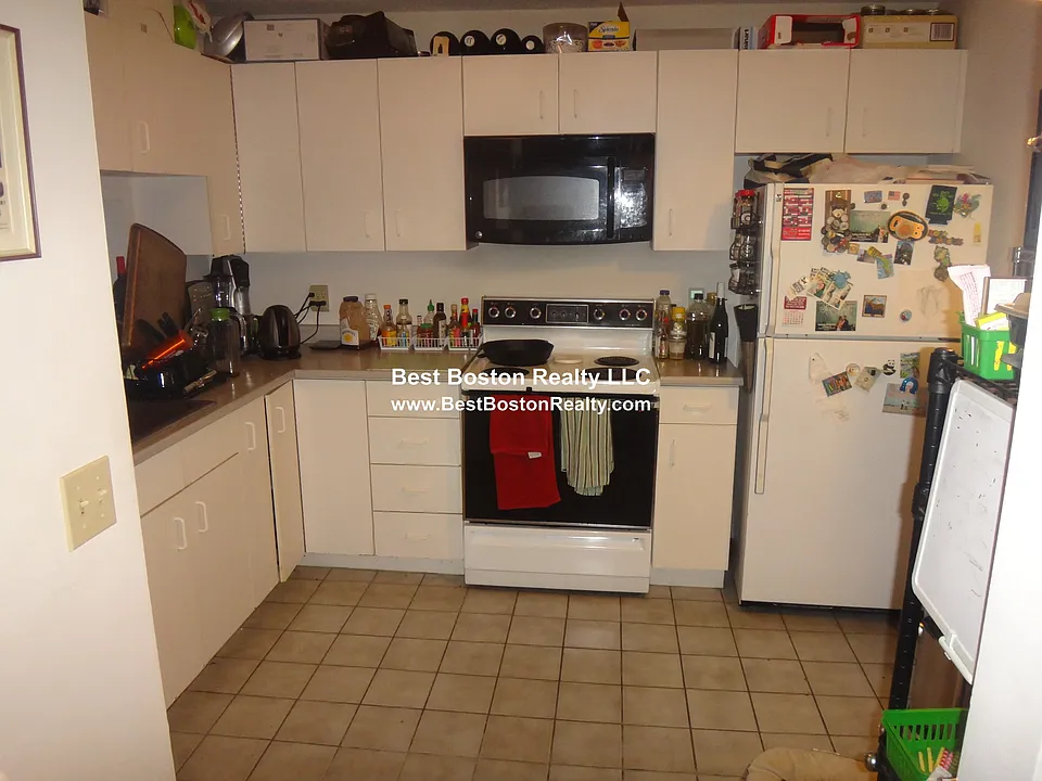175 Beacon St #303