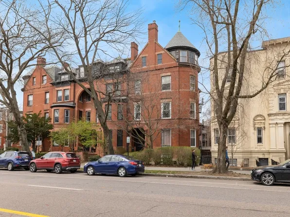 1874 Beacon St APT 5, Brookline, MA 02445
