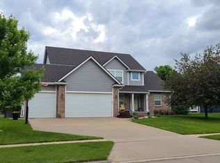 3208 SW Timberline Dr, Ankeny, IA 50023