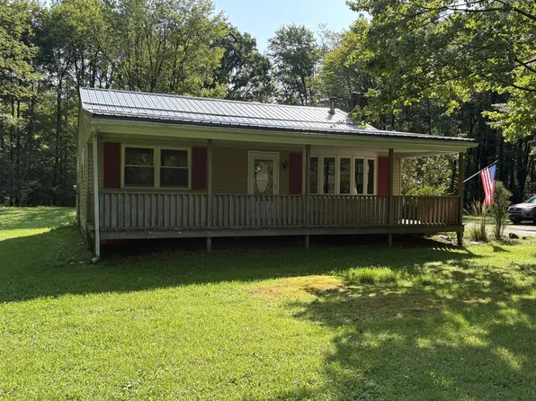 2622 Lamberton Rd, Franklin, PA 16323