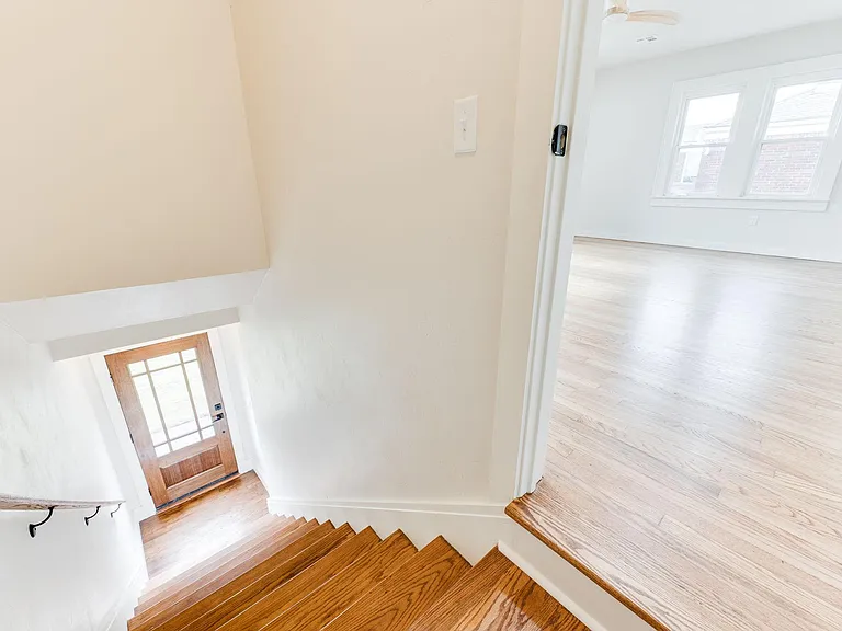 1807 N Blackwelder Ave #1809 — Photo 4