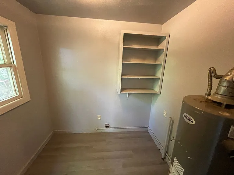 3224 Jackson St — Photo 8