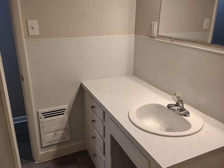 519 S Duncan Ave #1 — Photo 11