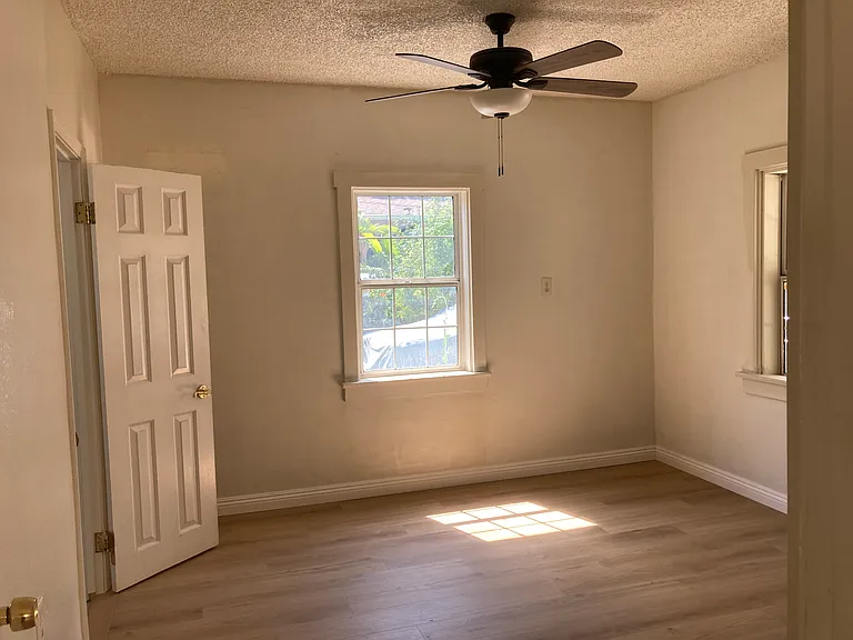 Bedroom-1