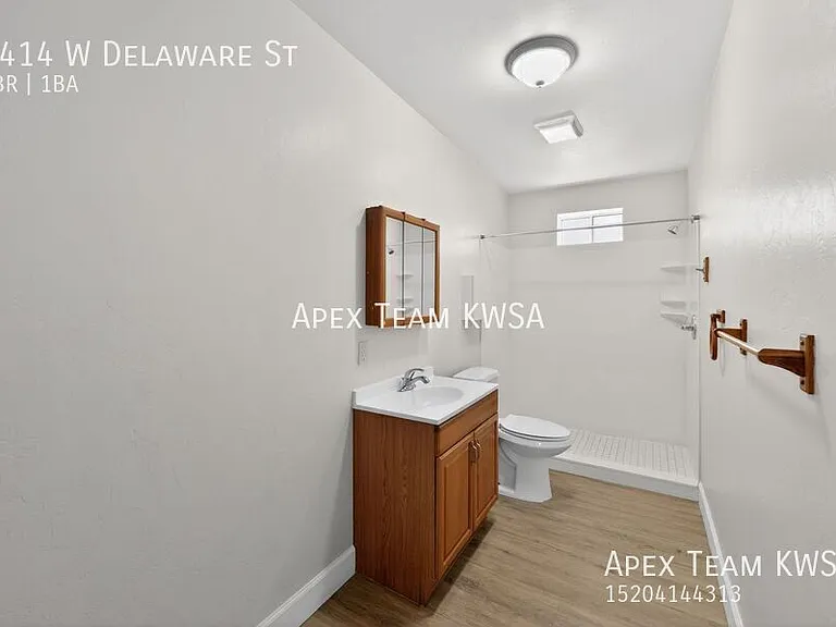 1414 W Delaware St — Photo 18