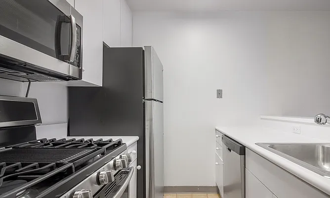 Rented by Mirador Real Estate | media 6