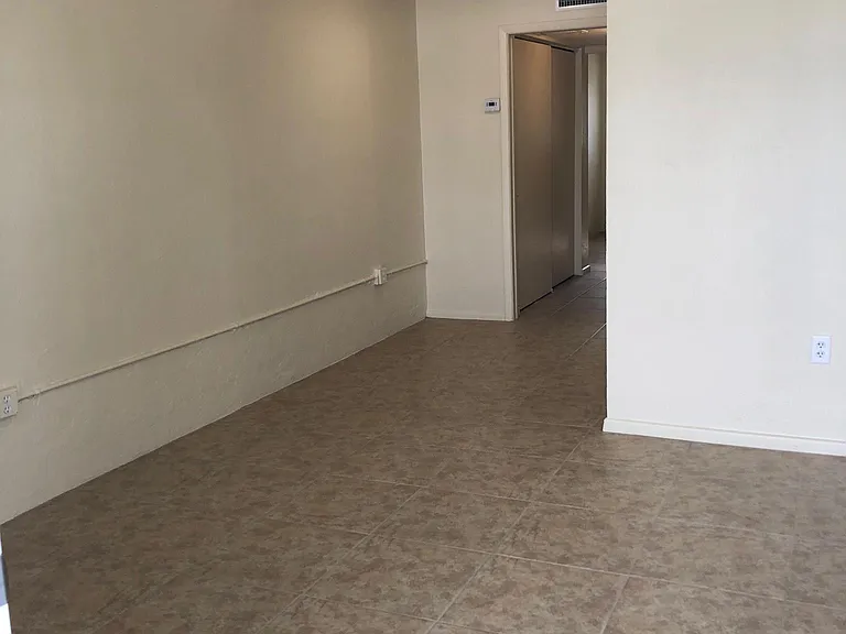12729 McGregor Blvd #10 — Photo 3