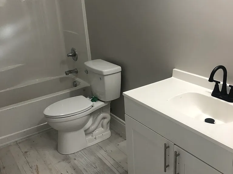 857 SE Hackberry Dr — Photo 17