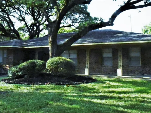 3146 Castlewood St, Houston, TX 77025