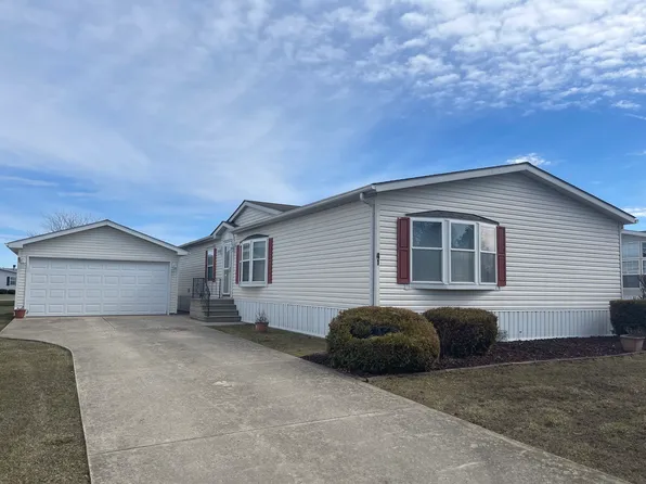 41 Petunia Cir, Matteson, IL 60443