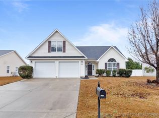 904 Fairfield Cir, Raeford, NC 28376