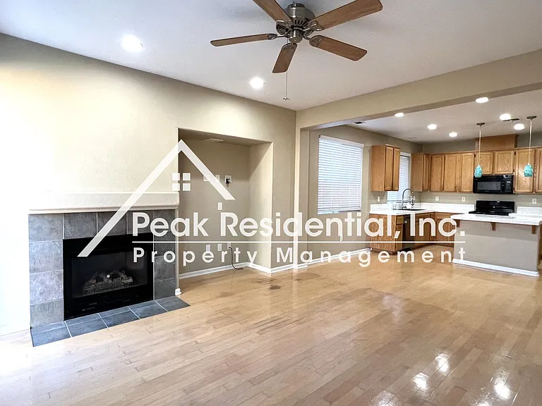 9409 Trolio Way — Photo 10