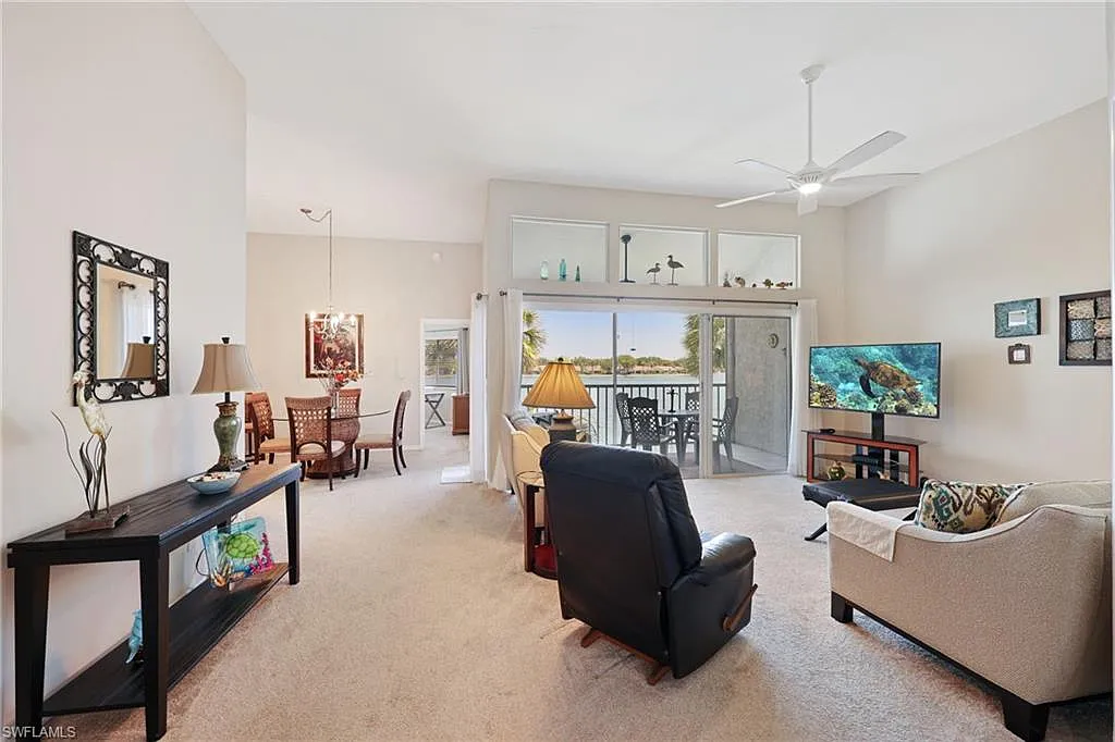 3 bed, 2.0 bath, 1590 sqft, $5,250 — Photo 3