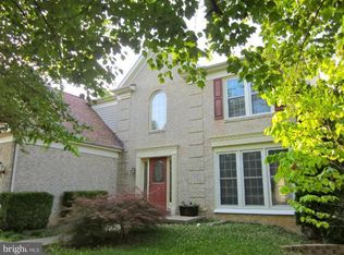 11 Leamington Rd, Fredericksburg, VA 22406