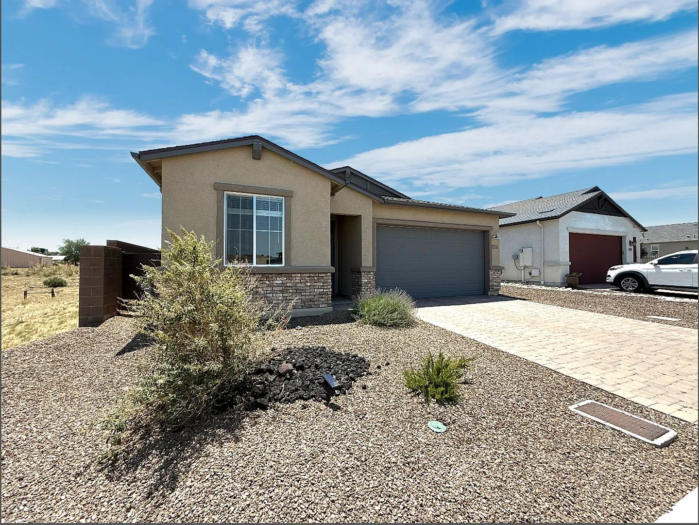 Stylish 3-Bedroom Saddlewood Home Available Now! — Photo 2