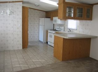 29632 Jamestown Dr, Chesterfield, MI