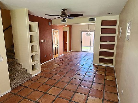 3rd image of 3708 E Mitchell Dr
