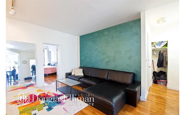 Rented by Douglas Elliman | media 15