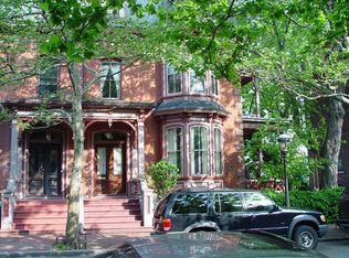 41 Mattoon St, Springfield, MA 01105