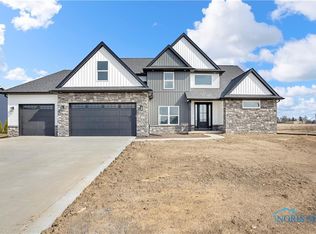 6323 Pimlico Rd, Whitehouse, OH 43571