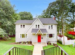 23 Manor Pl, Dobbs Ferry, NY 10522