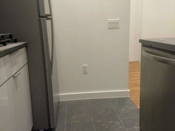 5th image of 3971 Gouverneur Ave APT 5H