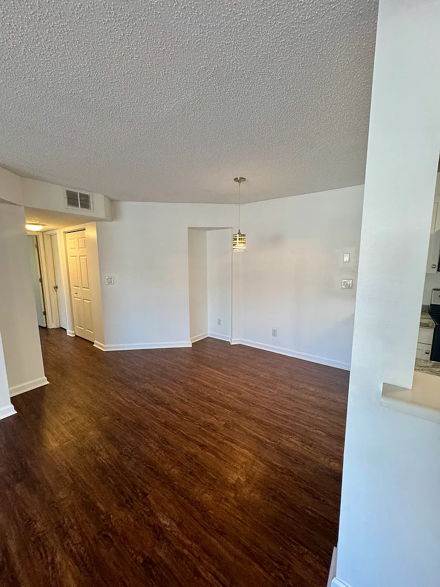 Building Photo - 8725 Chandler Dr