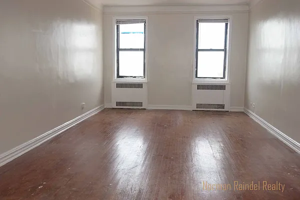 Rented by Norman Raindel, LREB | media 3