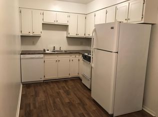 402 Greenbriar Dr APT 4, Normal, IL 61761