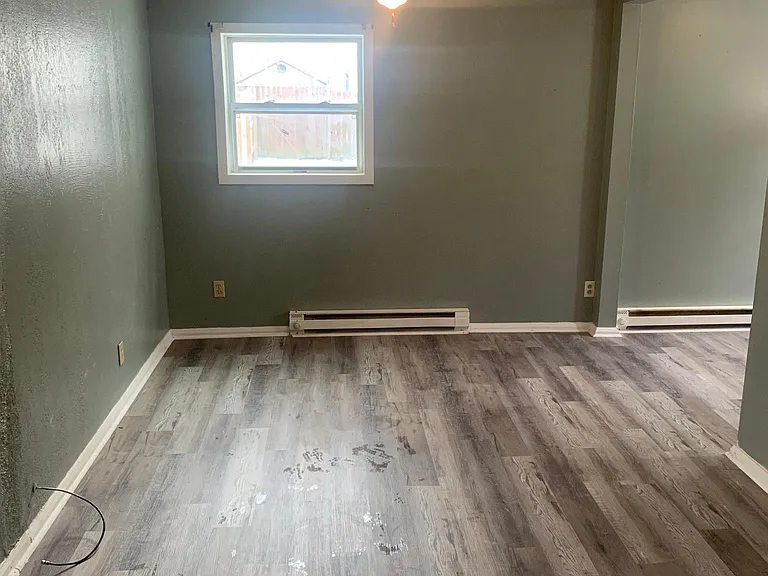 556 Glenwood Ave #1 — Photo 4