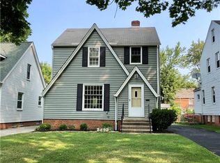 3493 Saint Albans Rd, Cleveland Heights, OH 44121