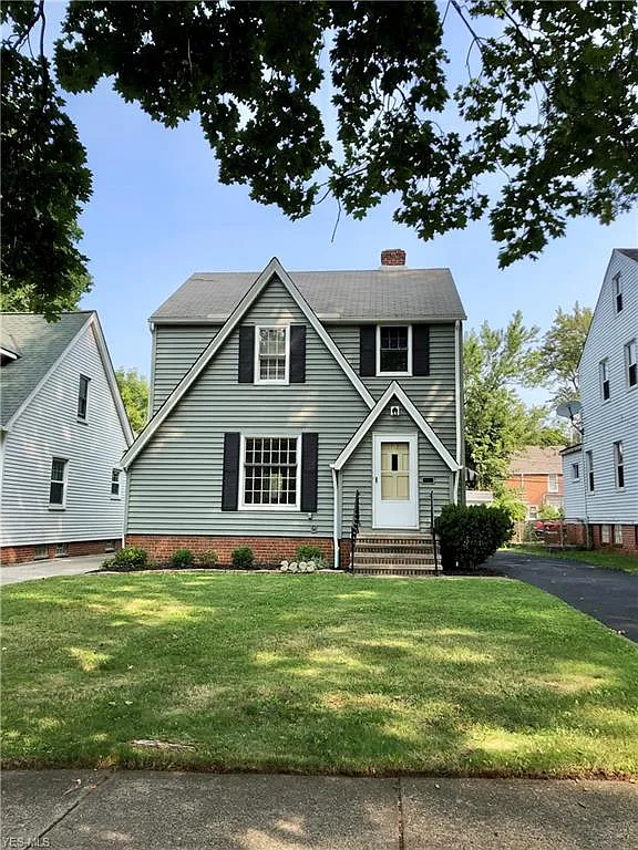 3493 Saint Albans Rd photo 1