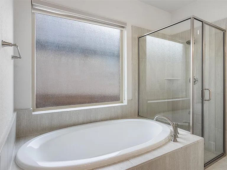 1432 Mulberry Oak Ln — Photo 24
