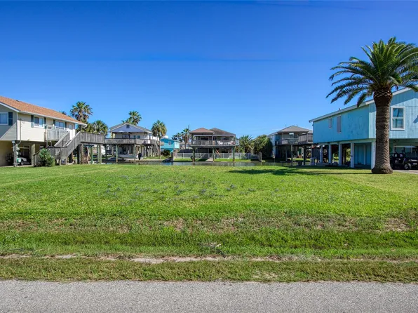 16523 Bahama Way, Jamaica Beach, TX 77554