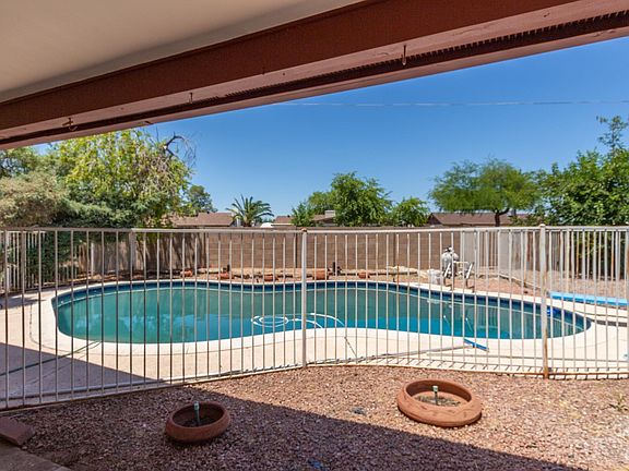 3rd image of 4808 W Desert Hills Dr