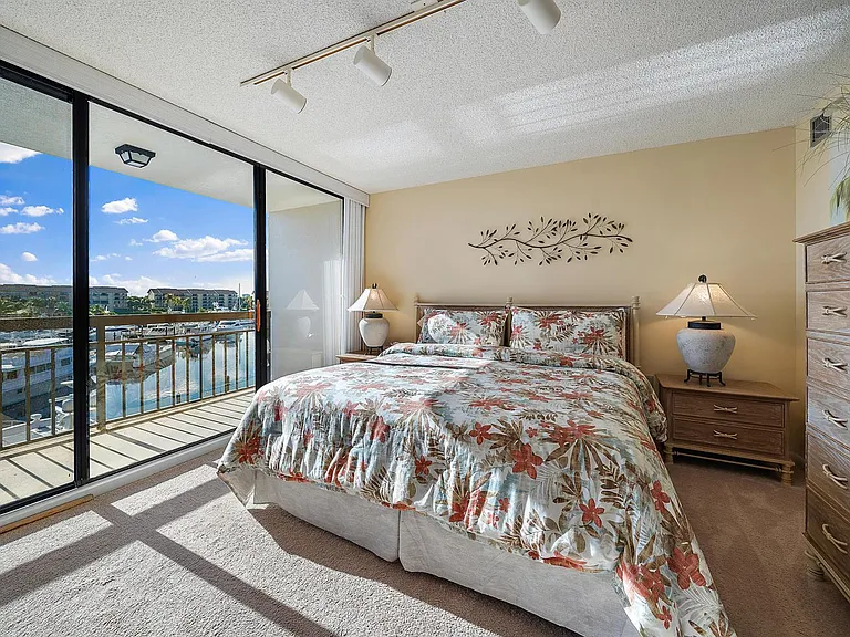 2601 Marina Isle Way #402 — Photo 31