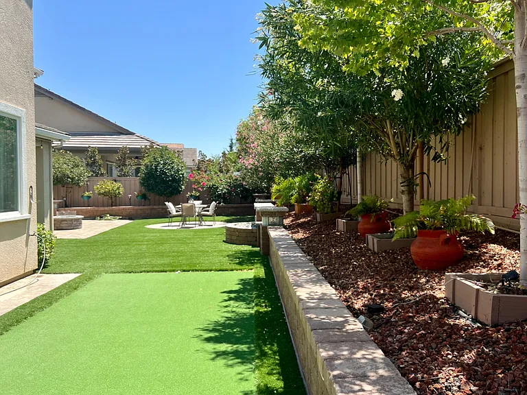1429 S Wilshire Ave — Photo 34