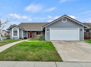 323 Emerald Oak Dr, Galt, CA 95632