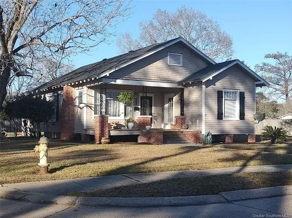 502 1st St, Jennings, LA 70546