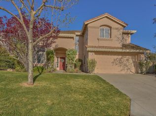 21900 Azure Crest Ct, Salinas, CA 93908